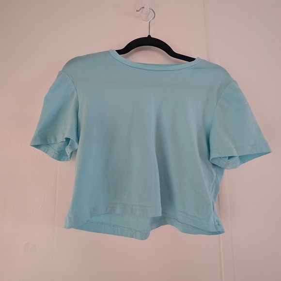 Urban Outfitters Blue Boxy Crop T-Shirt - Picture 2 of 5
